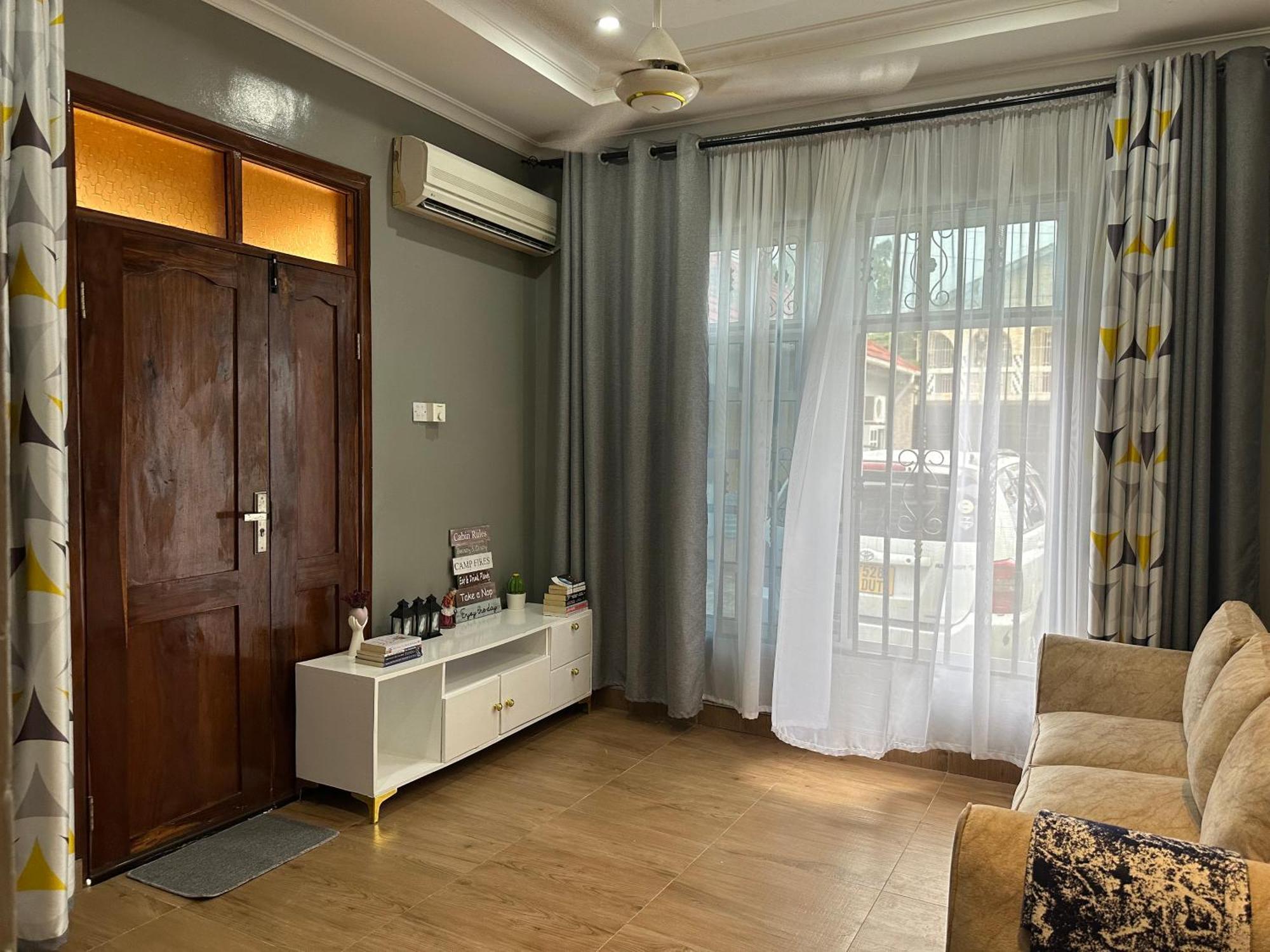 Amazing Home Stays 4 Dar es Salaam Exterior photo