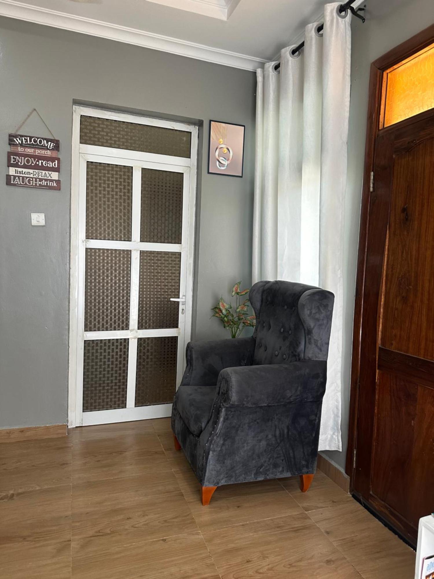 Amazing Home Stays 4 Dar es Salaam Exterior photo